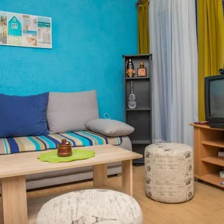 شقة In With Sea View, Terrace, Air Conditioning, Wi-fi تْسْغيكفانِتْسا