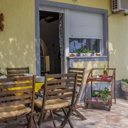 In With Sea View, Terrace, Air Conditioning, Wi-fi تْسْغيكفانِتْسا